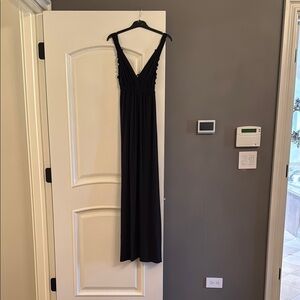 Elegant Black Cotton Blend Maxi Dress V- Neck with Ruffles